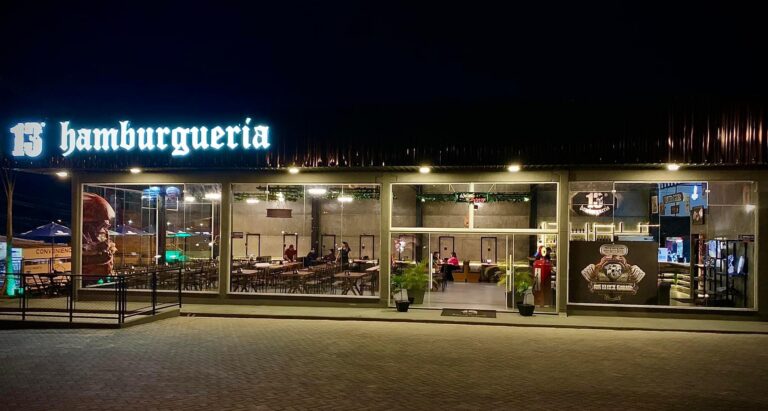 Sabores Autênticos de Ponta Grossa: Hamburgueria 13 Reinaugura com uma Proposta Inovadora e Mantendo sua Tradição Culinária!