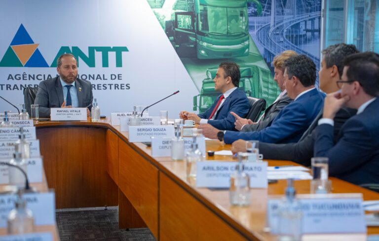 Aliel coordena reunião na ANTT sobre o novo pedágio no Paraná