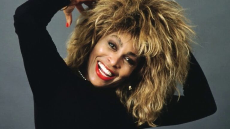 Morre Tina Turner, a cantora do sucesso “The Best”