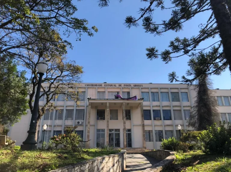 UEPG abre inscrições para PSS com mais de 60 vagas para professor colaborador