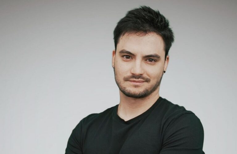 “Quem ainda usa papel higiênico?” A pergunta de Felipe Neto que gerou polêmica