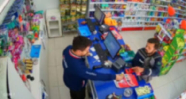 URGENTE: Assalto à Farmácia Fleming da Siqueira Campos