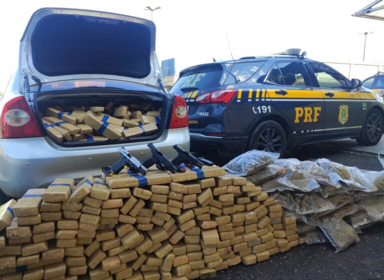 Menor é apreendido com quase meia tonelada de maconha e armas pela operação da PRF no Paraná!