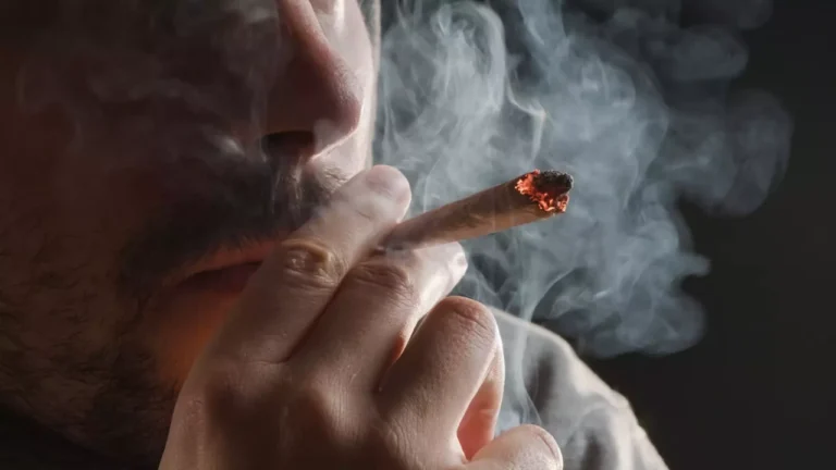 “Efeito Zumbi”: Aumento alarmante do consumo das drogas K no Brasil