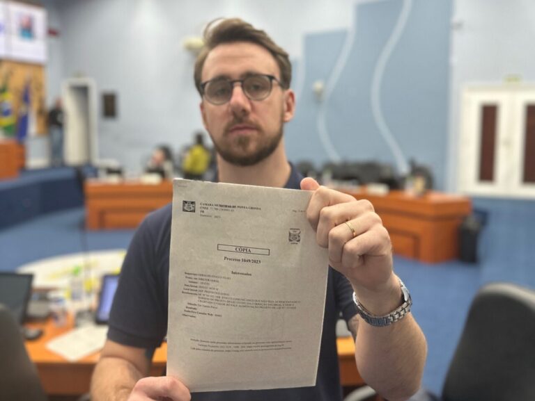 Geraldo Stocco devolve valor do reajuste salarial aprovado pela Câmara