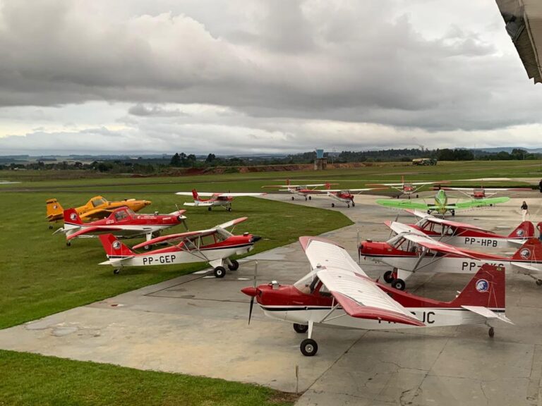 “Nos Ares de PG” celebra o bicentenário de  PG com exposição de aviões históricos