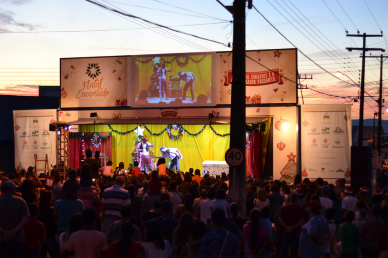 Caravana Natal Mágico se apresenta em PG