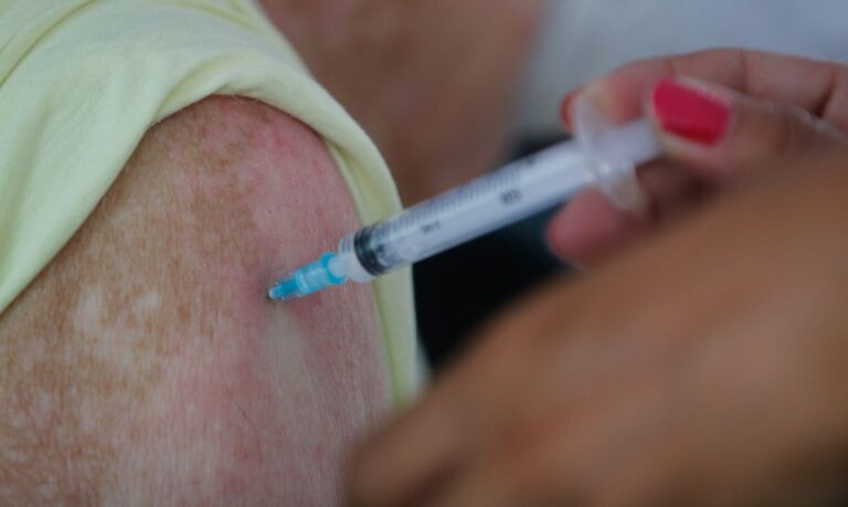 PG disponibiliza 2ª dose de reforço da vacina bivalente contra covid