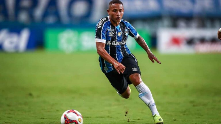 Operário contrata Guilherme Azevedo, ex-Grêmio e com passagem na Seleção