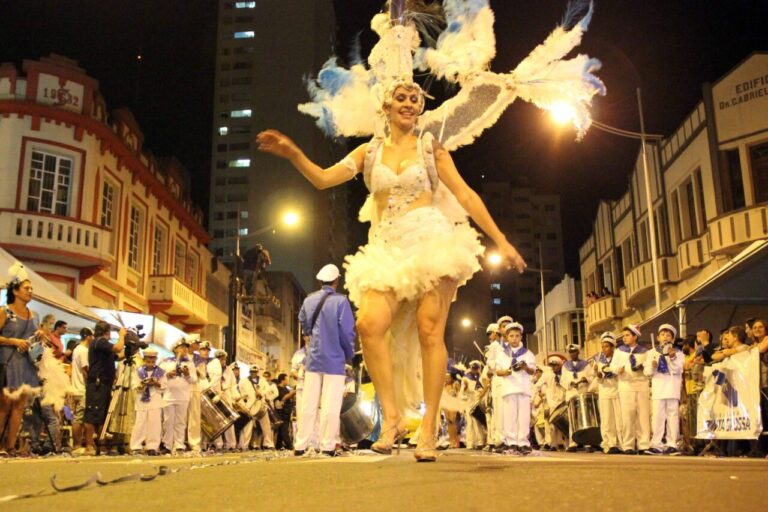 Carnaval em PG começa hoje (09), confira a programação