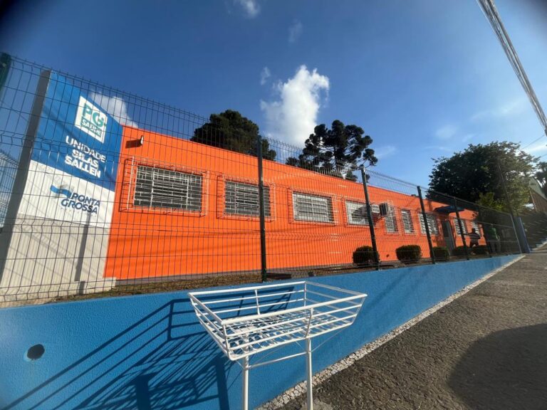 Prefeita Elizabeth entrega revitalizada a Unidade de Saúde Silas Salem, em Uvaranas