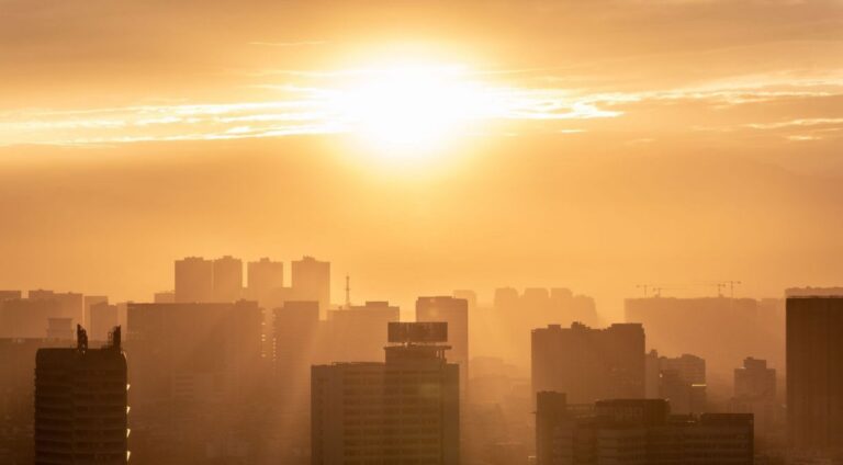 ONU dá alerta vermelho após recorde de calor em 2023