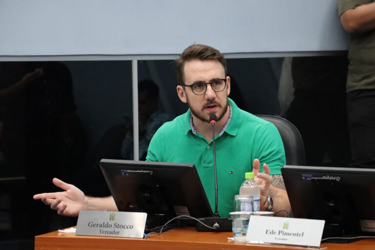 Stocco cobra reforço na iluminação nos parques da cidade