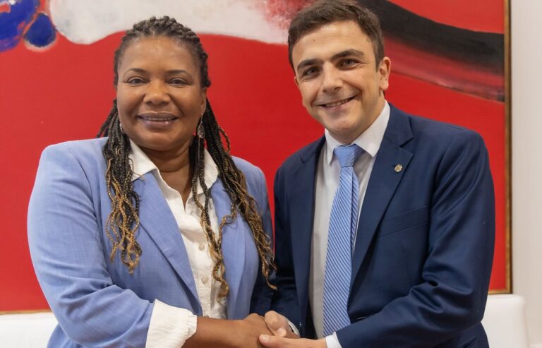 Aliel recebe ministra da Cultura para compromissos em Ponta Grossa