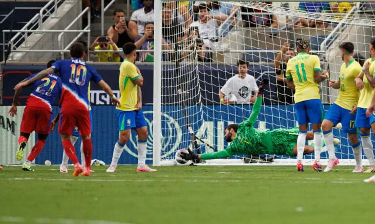 Brasil empata com EUA em último teste antes da Copa América