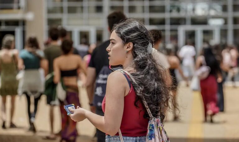 Termina hoje (14) prazo para inscrição no Enem