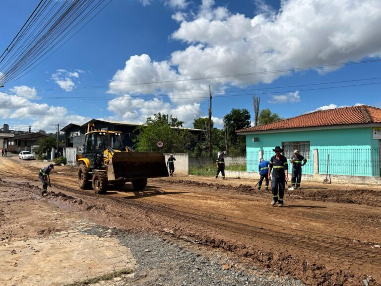 Prefeitura atende bairros atingidos por temporal em Ponta Grossa