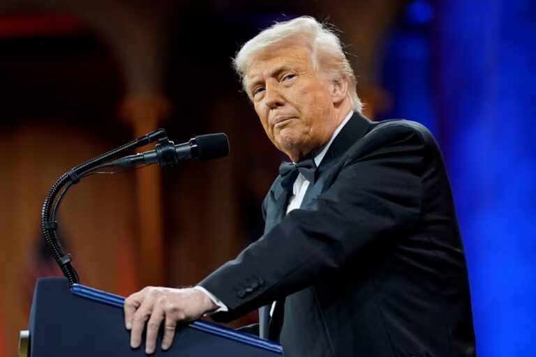 Trump aumenta tarifa da China para 125%