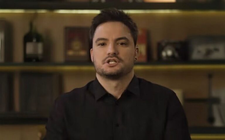 Youtuber Felipe Neto lança pré-candidatura à Presidência da República