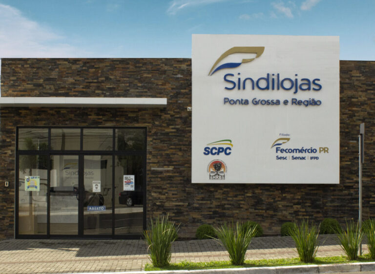 Comércio de rua poderá abrir em três domingos no 1º semestre, anuncia Sindilojas PG