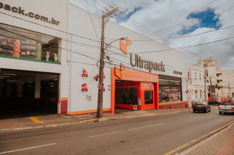 Ultrapack realiza promoção de “fecha mês” com preços imbatíveis