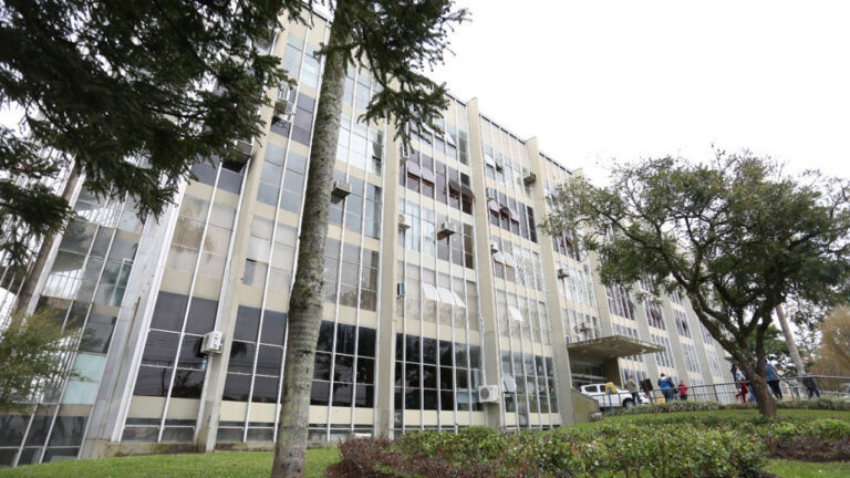 Famílias do Residencial Santa Bárbara terão isenção de imposto para regularizar imóveis