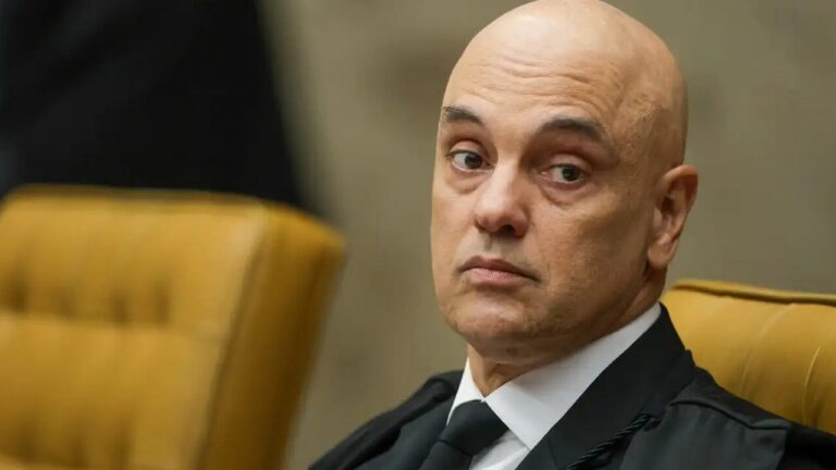 Moraes diz que não vai recuar em ações sobre trama golpista em entrevista ao Washington Post
