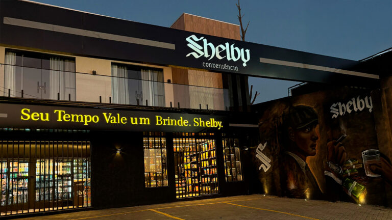 Shelby do Lago de Olarias fica aberta durante a virada