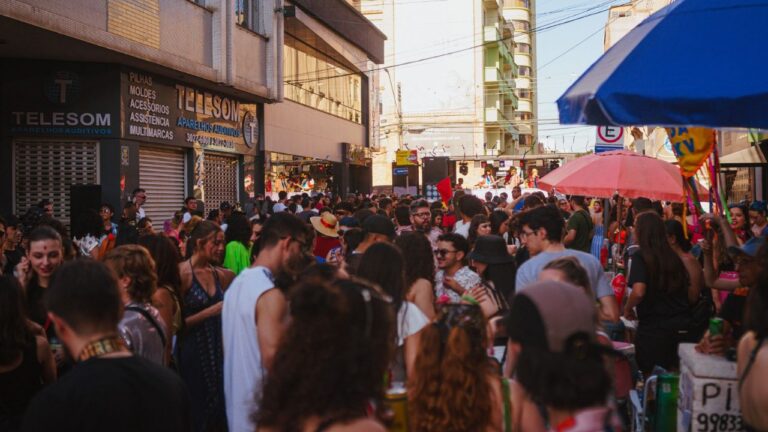Carnaval de Ponta Grossa movimenta Feira do Produtor e Parque Ambiental nesta segunda (16)