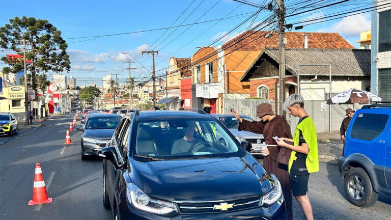 Igrejinha de Uvaranas recebe a 27ª Bênção dos Carros nesta sexta-feira (9)
