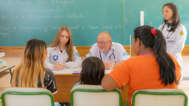 Medicina UEPG recebe nota máxima em avaliação nacional da formação médica