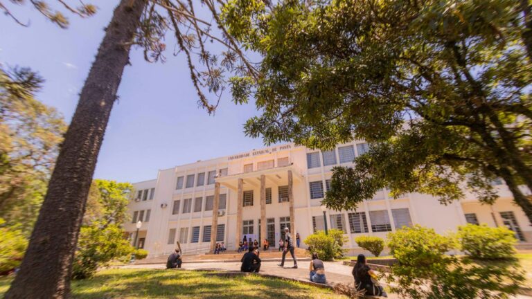UEPG vota a favor do passe livre estudantil em conselho municipal