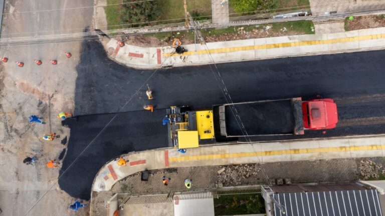 Obras de pavimentação avançam na Vila Guaíra, em Oficinas