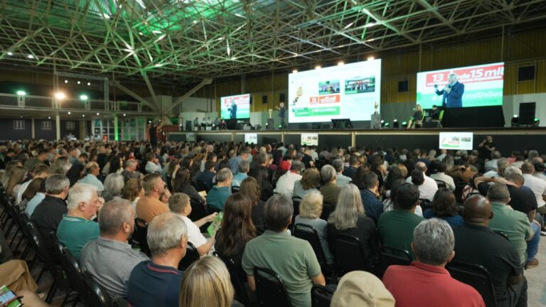 Sicredi realiza assembleias no Centro de Eventos em Ponta Grossa