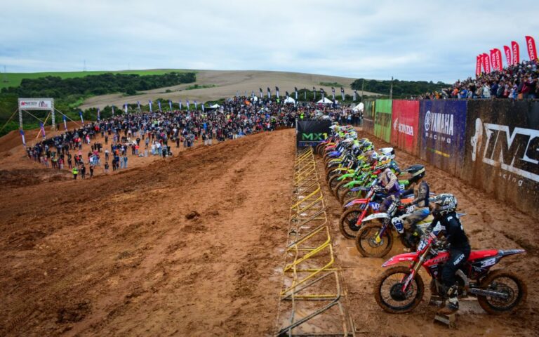 Visita aos boxes do MXPG coloca público dentro dos bastidores do motocross em PG; saiba mais