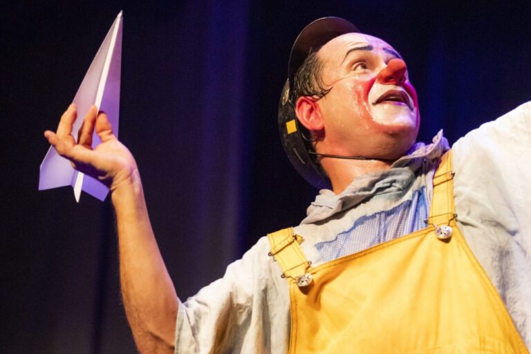 UEPG abre inscrições para a 54ª edição do Festival Nacional de Teatro de Ponta Grossa (Fenata)
