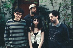 5 bandas curitibanas que você precisa conhecer