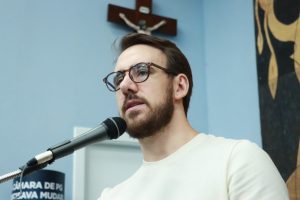 Projeto de Stocco garante acesso digital a exames laboratoriais feitos pela Prefeitura